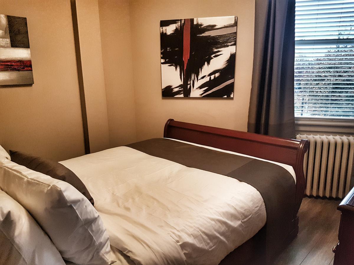 Cozy 2-Bedroom Apartment #25 By Amazing Property Rentals Гатино Екстериор снимка